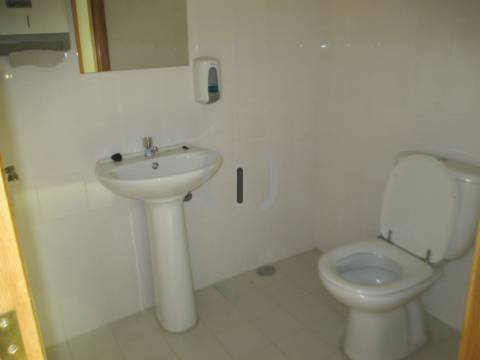 Loja  Arrendamento em Glória e Vera Cruz,Aveiro