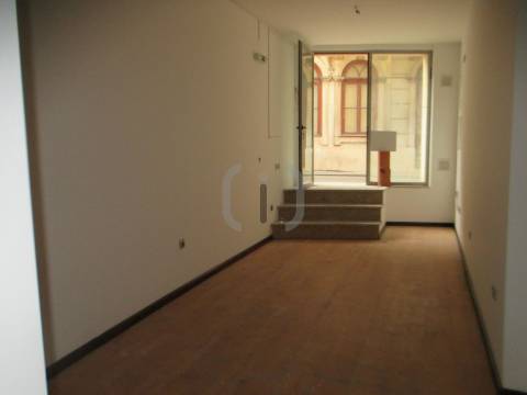 Loja  Venda em Glória e Vera Cruz,Aveiro