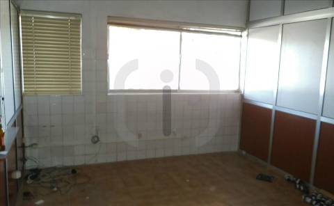 Armazém  Venda em Oliveira do Bairro,Oliveira do Bairro