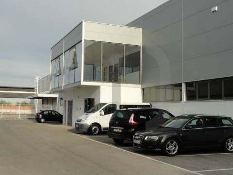 Armazém  Arrendamento em Esgueira,Aveiro