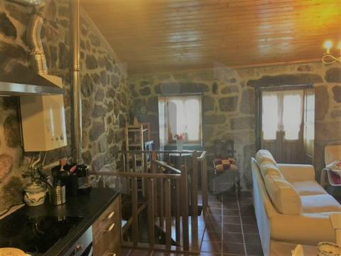 Moradia T2 Venda em Pinheiro,Aguiar da Beira