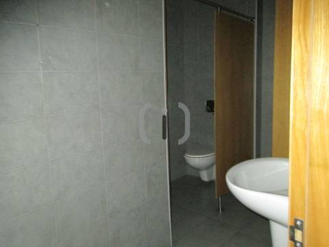 Loja  Arrendamento em Glória e Vera Cruz,Aveiro