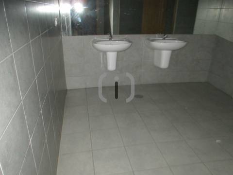 Loja  Arrendamento em Glória e Vera Cruz,Aveiro