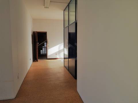 Escritório  Arrendamento em Ílhavo (São Salvador),Ílhavo