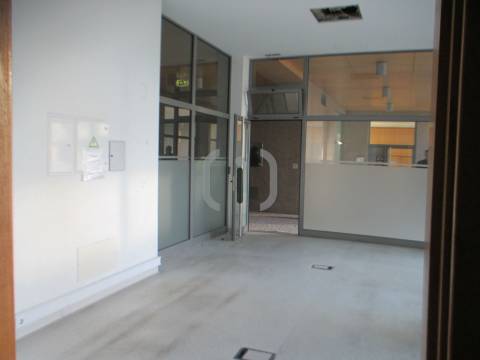 Loja  Arrendamento em Glória e Vera Cruz,Aveiro