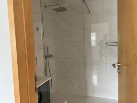 Apartamento T3 DUPLEX Arrendamento em Glória e Vera Cruz,Aveiro