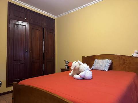 Moradia T5 Venda em Cacia,Aveiro