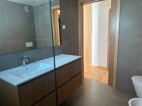 Apartamento T2 Venda em Glória e Vera Cruz,Aveiro