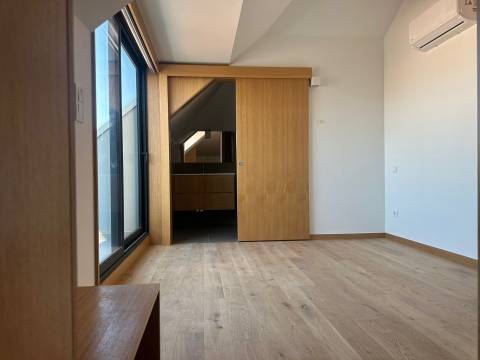 Apartamento T3 DUPLEX Venda em Glória e Vera Cruz,Aveiro