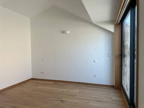 Apartamento T3 DUPLEX Venda em Glória e Vera Cruz,Aveiro