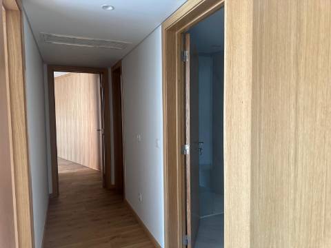 Apartamento T2 Venda em Glória e Vera Cruz,Aveiro