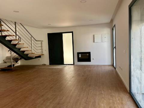 Moradia T4 Venda em Eixo e Eirol,Aveiro