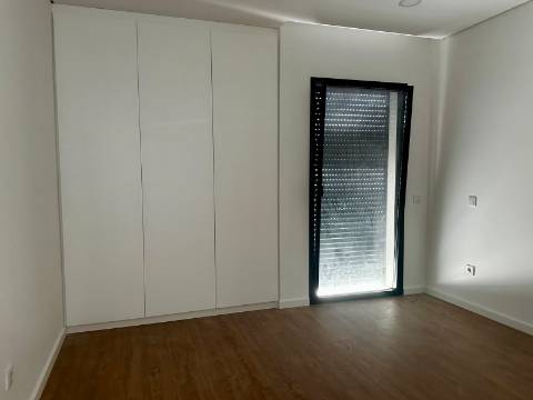 Moradia T4 Venda em Eixo e Eirol,Aveiro