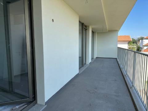 Apartamento T3 DUPLEX Venda em Aradas,Aveiro