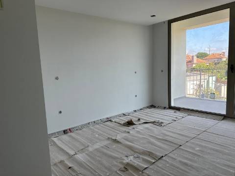 Apartamento T3 DUPLEX Venda em Aradas,Aveiro