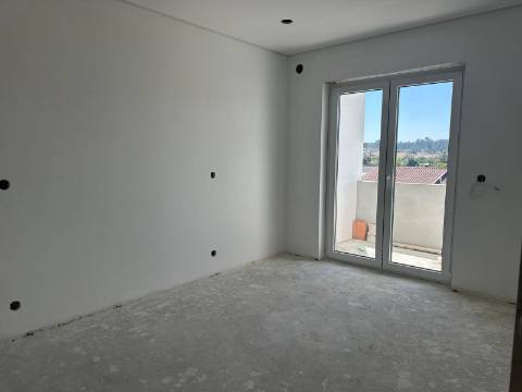 Apartamento T2 Venda em Oiã,Oliveira do Bairro
