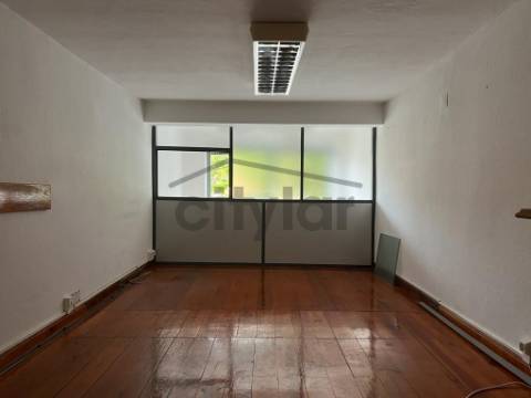 Loja  Venda em Luso,Mealhada