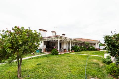 Moradia T4 Venda em Regueira de Pontes,Leiria