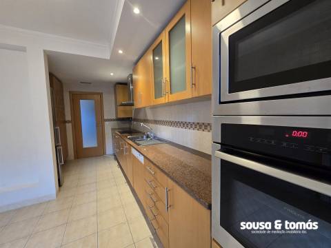 Apartamento T3 Arrendamento em Parceiros e Azoia,Leiria