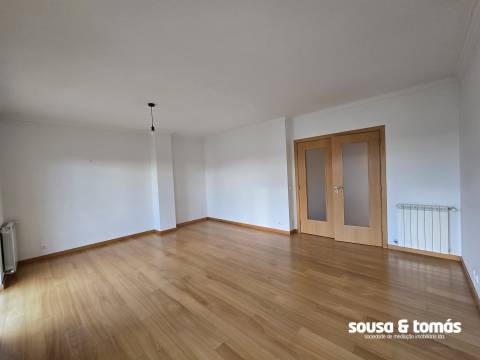 Apartamento T3 Arrendamento em Parceiros e Azoia,Leiria