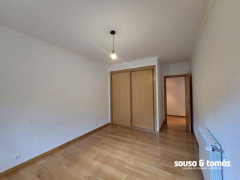 Apartamento T3 Arrendamento em Parceiros e Azoia,Leiria