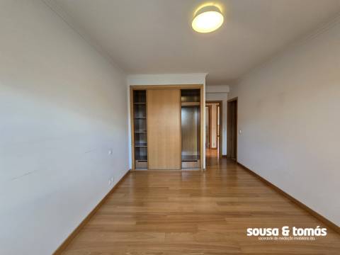 Apartamento T3 Arrendamento em Parceiros e Azoia,Leiria