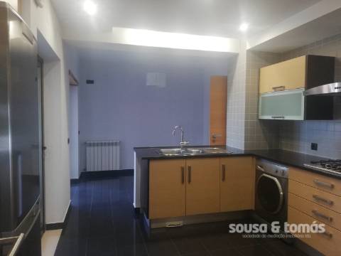 Apartamento T3 Arrendamento em Leiria, Pousos, Barreira e Cortes,Leiria