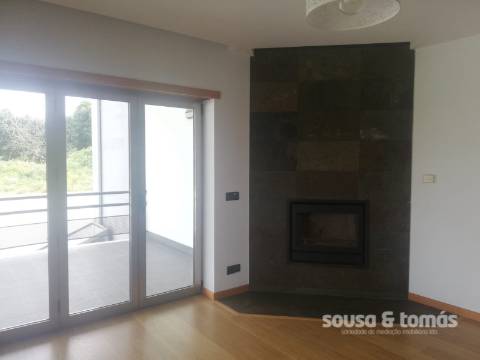 Apartamento T3 Arrendamento em Leiria, Pousos, Barreira e Cortes,Leiria