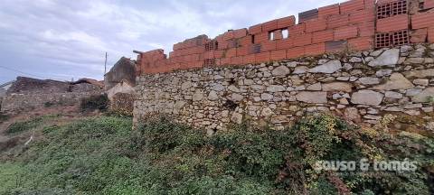 Moradia Devoluta T2 Venda em Batalha,Batalha