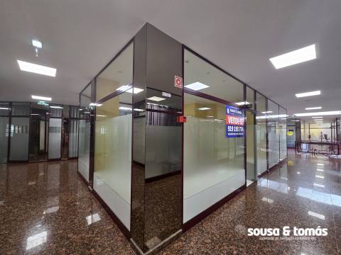 Loja  Venda em Leiria, Pousos, Barreira e Cortes,Leiria