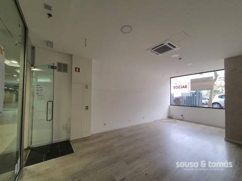 Loja  Venda em Marrazes e Barosa,Leiria