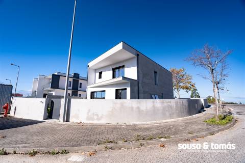 Moradia T4 Venda em Marrazes e Barosa,Leiria