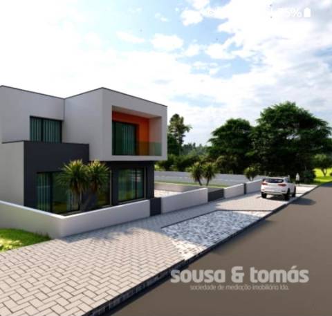 Moradia T4 Venda em Souto da Carpalhosa e Ortigosa,Leiria