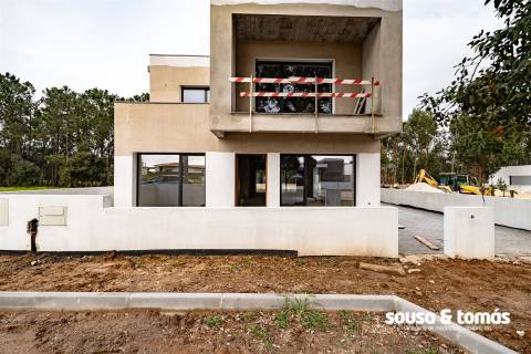 Moradia T4 Venda em Souto da Carpalhosa e Ortigosa,Leiria