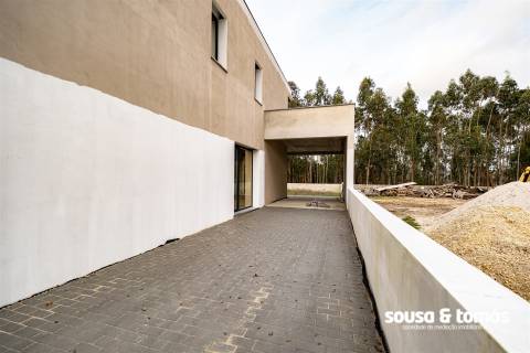 Moradia T4 Venda em Souto da Carpalhosa e Ortigosa,Leiria