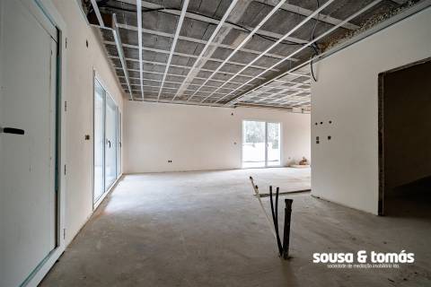 Moradia T4 Venda em Souto da Carpalhosa e Ortigosa,Leiria