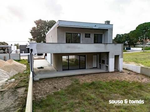 Moradia T4 Venda em Souto da Carpalhosa e Ortigosa,Leiria