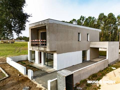 Moradia T4 Venda em Souto da Carpalhosa e Ortigosa,Leiria