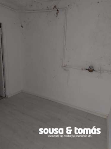 Loja  Venda em Leiria, Pousos, Barreira e Cortes,Leiria