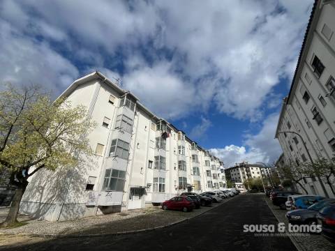 Apartamento T2 Arrendamento em Marrazes e Barosa,Leiria