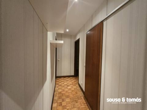 Apartamento T2 Arrendamento em Marrazes e Barosa,Leiria