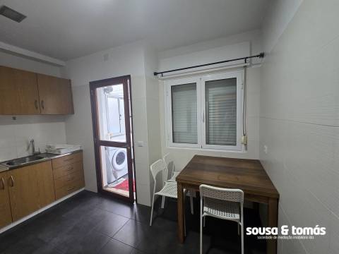 Apartamento T2 Arrendamento em Marrazes e Barosa,Leiria