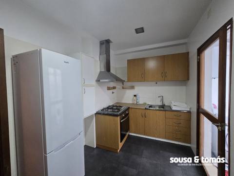 Apartamento T2 Arrendamento em Marrazes e Barosa,Leiria