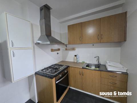Apartamento T2 Arrendamento em Marrazes e Barosa,Leiria
