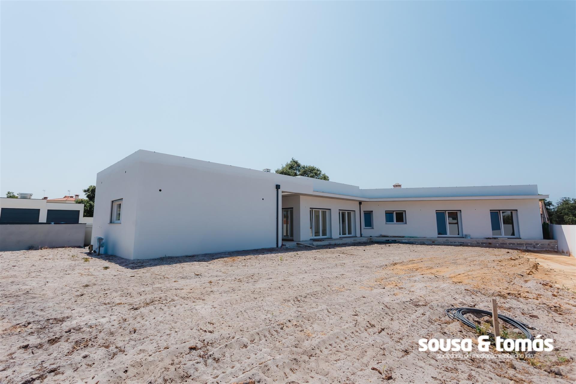 Moradia T3+1 Venda em Amor,Leiria
