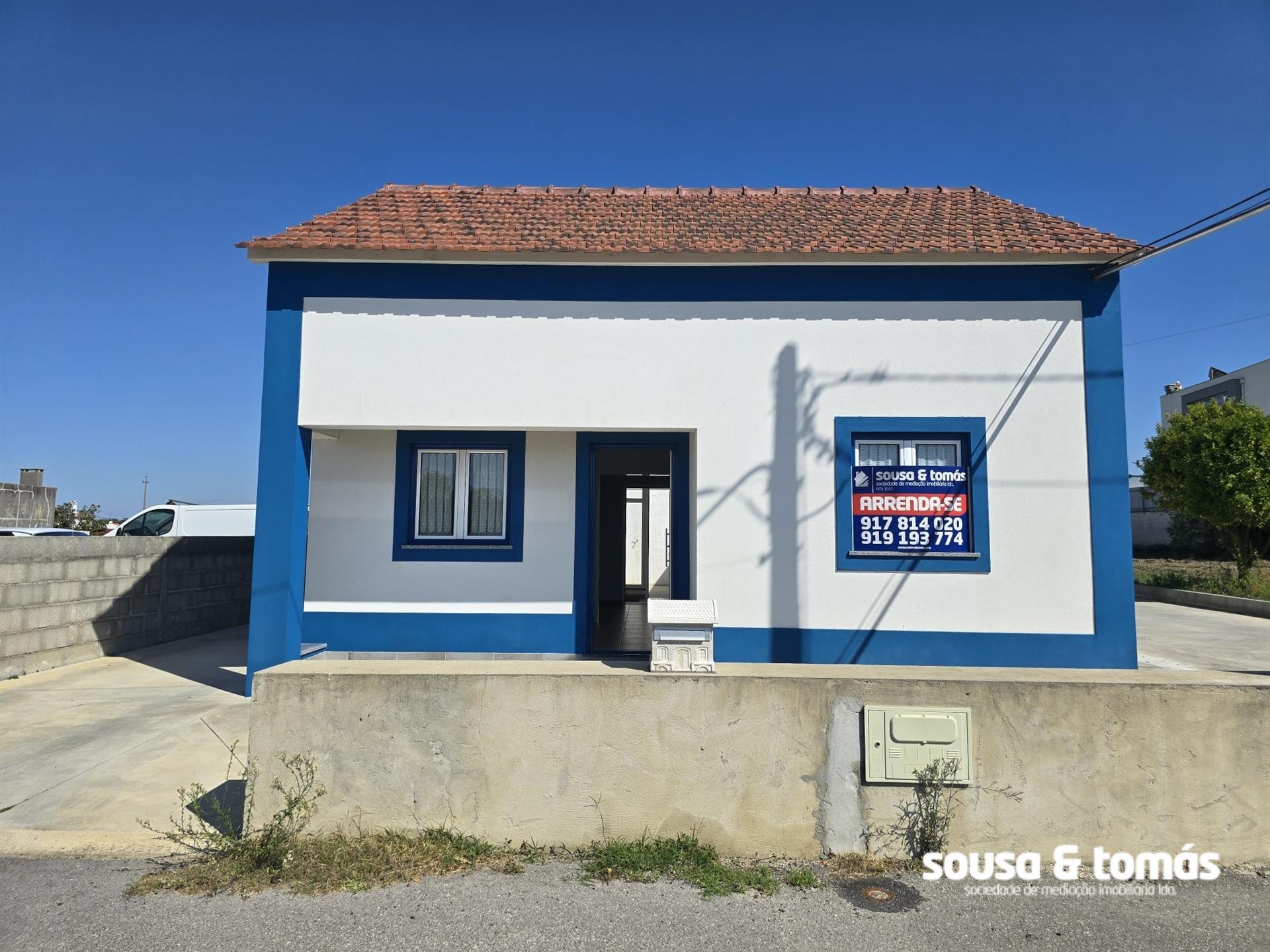 Moradia T2 Arrendamento em Souto da Carpalhosa e Ortigosa,Leiria