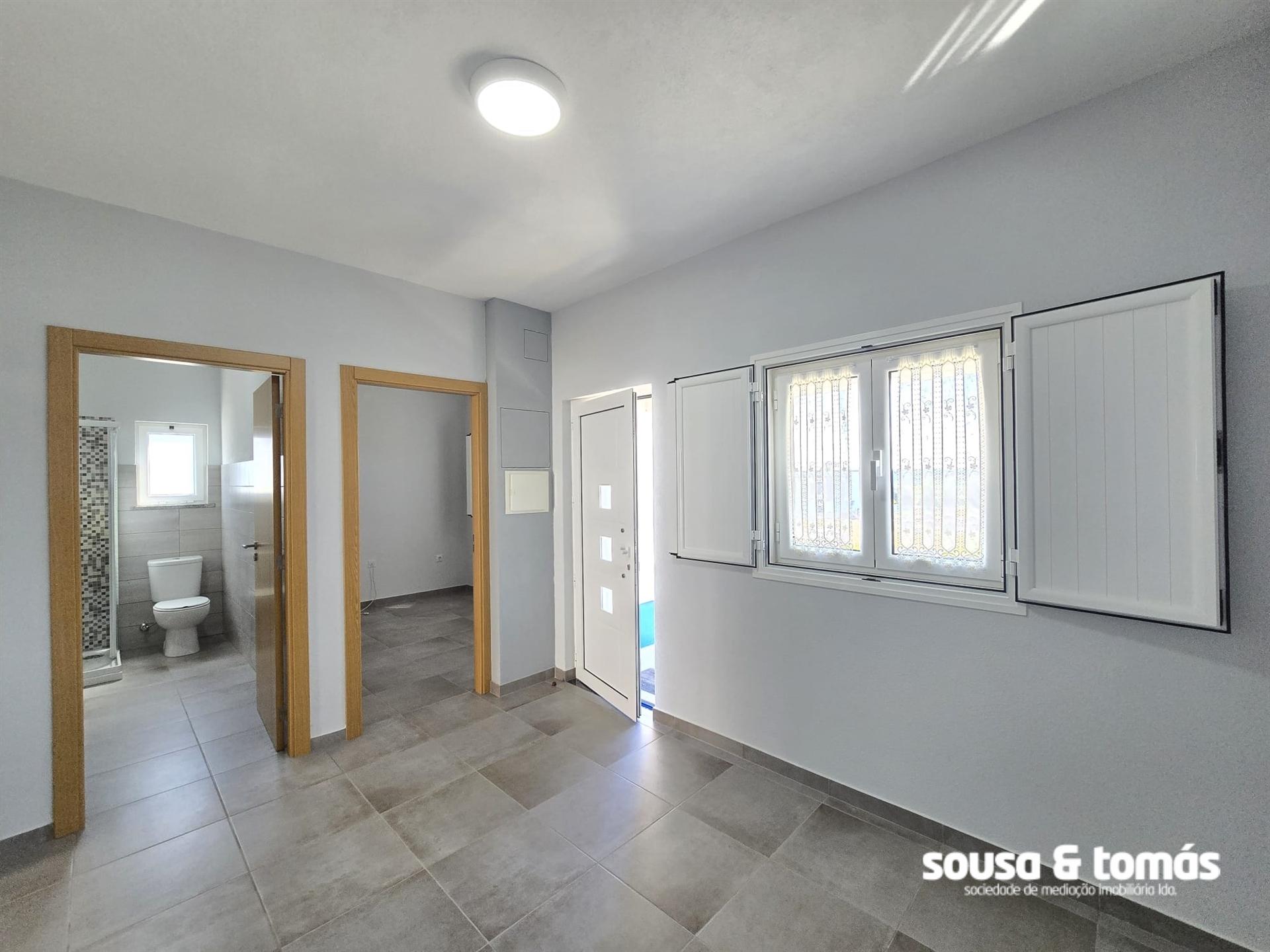 Moradia T2 Arrendamento em Souto da Carpalhosa e Ortigosa,Leiria