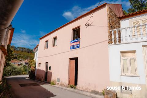 Moradia T3 Venda em Figueiró dos Vinhos e Bairradas,Figueiró dos Vinhos