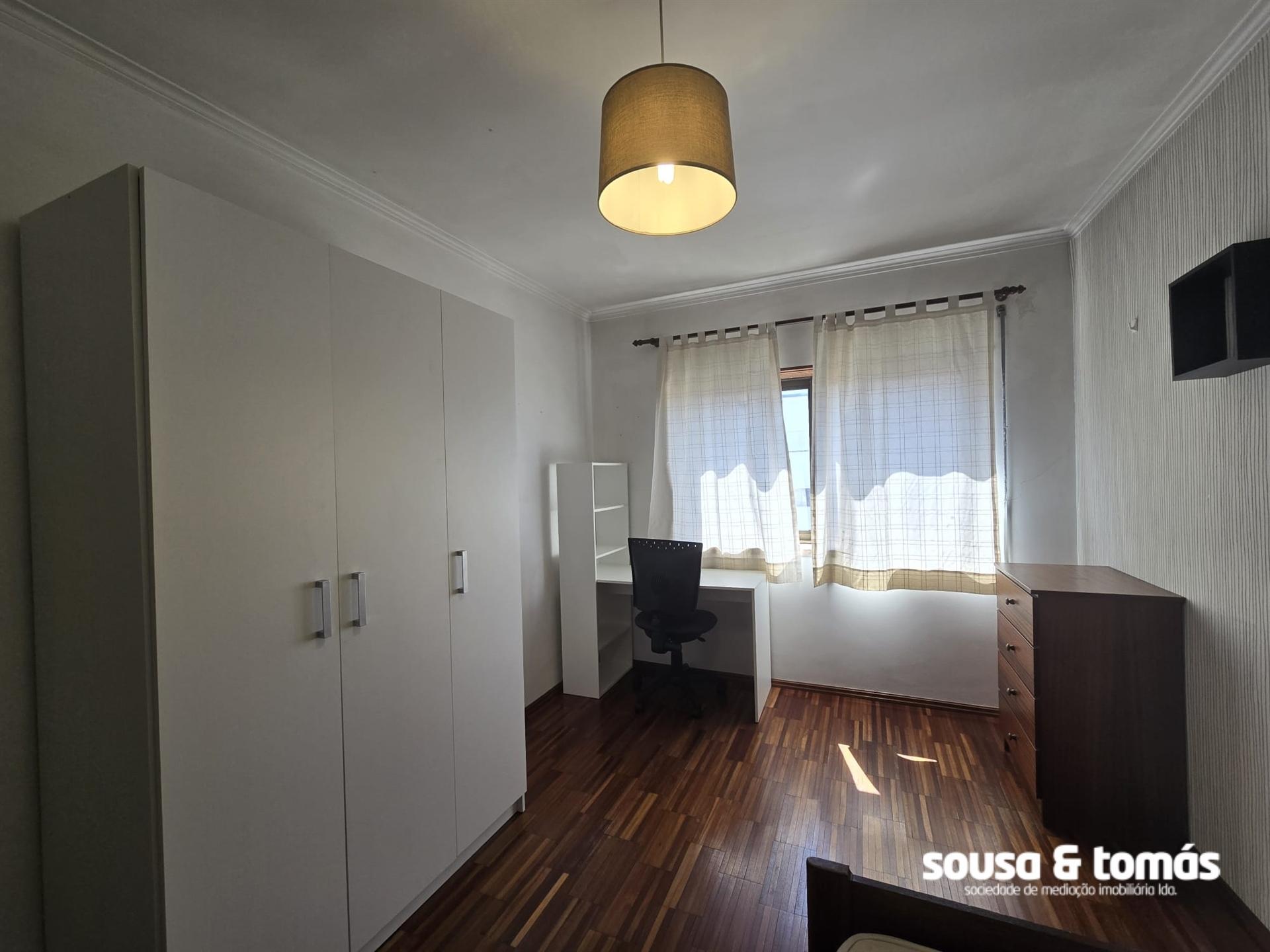 Quarto  Arrendamento em Leiria, Pousos, Barreira e Cortes,Leiria