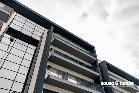 Apartamento T3 DUPLEX Venda em Marrazes e Barosa,Leiria